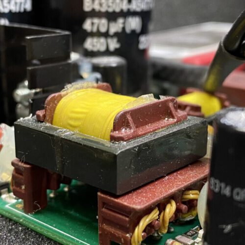 Retrofit eines Flyback-Schaltnetzteils Auxiliary Power Supply